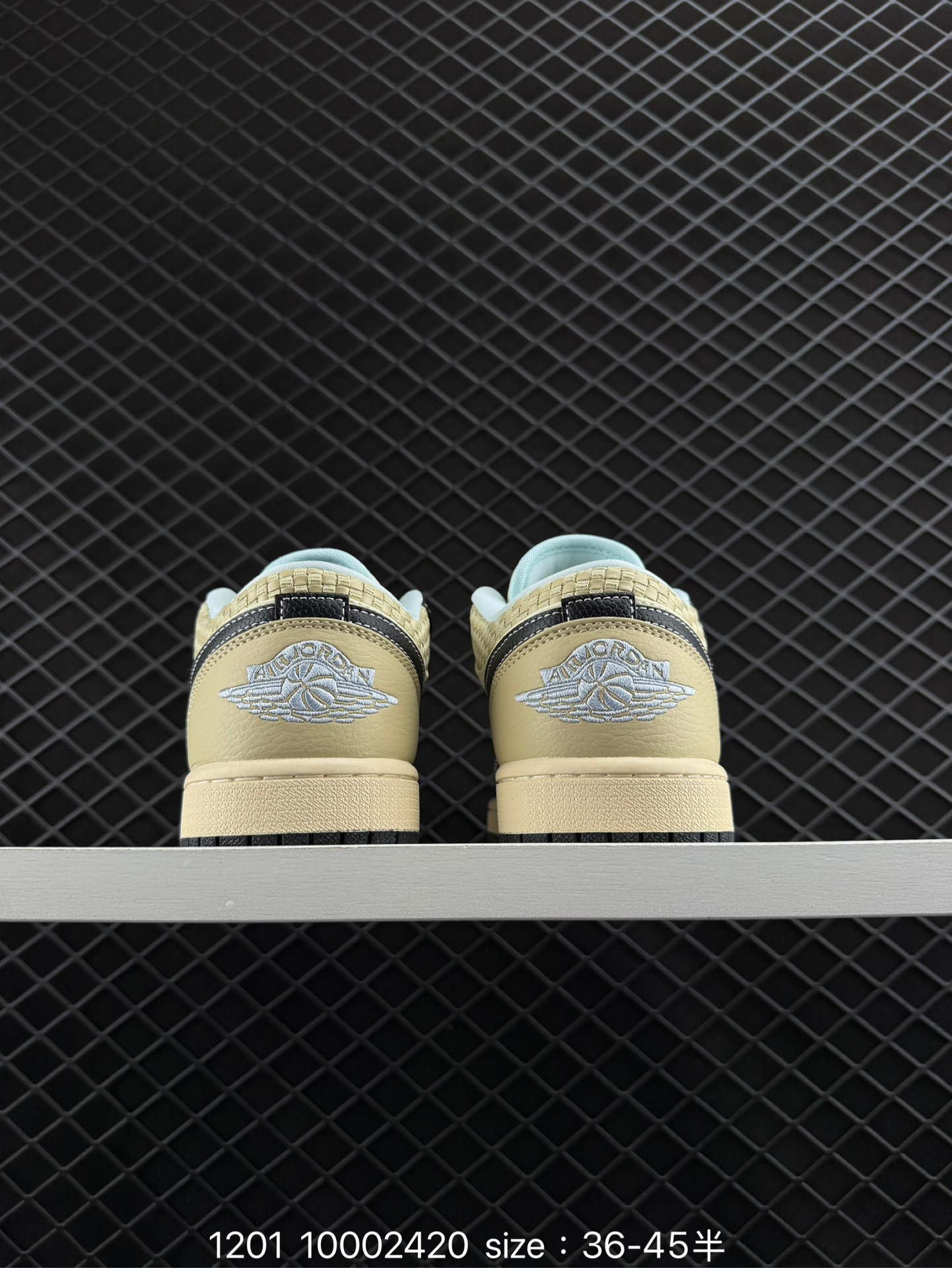 Nike Air Jordan 1 Low SE